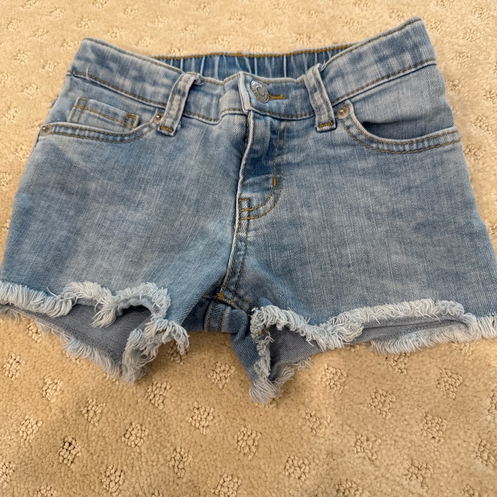 Cat & Jack Girls XS 4/5 Light Wash Frayed Hem Denim Shorts